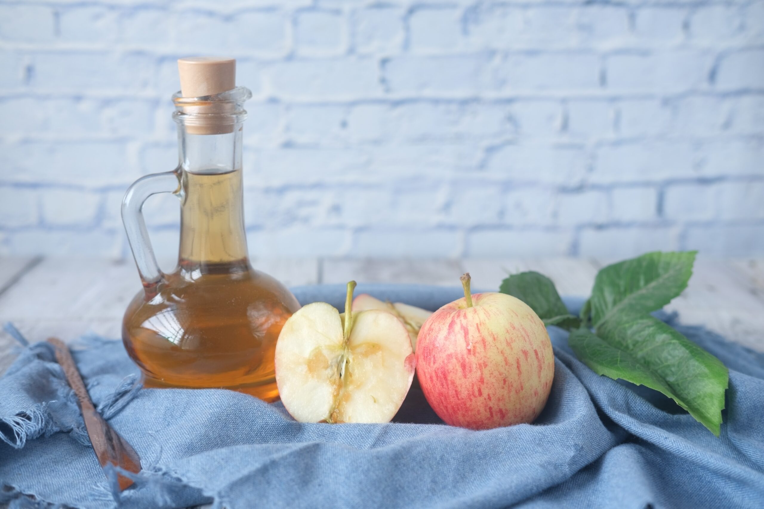 9 Powerful Health Benefits Of Apple Cider Vinegar 